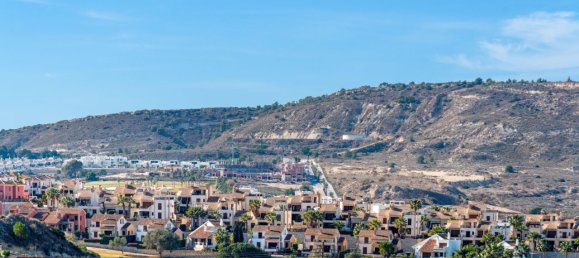 4 bedrooms Villa in Almoradi, Spain No. 10870 5