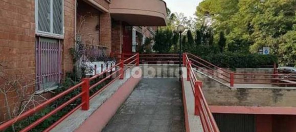 3 bedrooms Apartment in Rome, Italy No. 219223 4