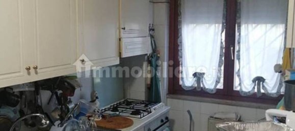 3 bedrooms Apartment in Rome, Italy No. 219223 2