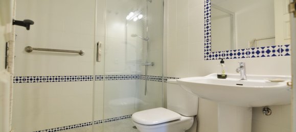 Apartamento de 3 dormitorios en Fuengirola, Spain No. 148036 22