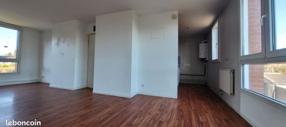 1 bedroom Apartment in Loos, France No. 280952 4