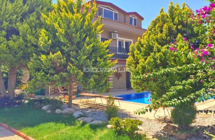Villa 3+1 à Fethiye, Turkey No. 28307