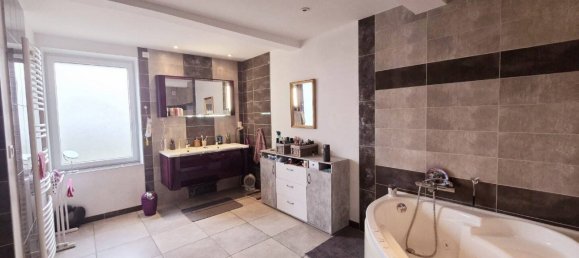 3 bedrooms House in Pouilly-sous-Charlieu, France No. 195769 11