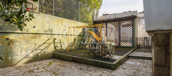 8 غرف نوم منزل في Lisbon, Portugal رقم 98429 31