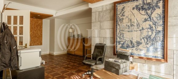 8 غرف نوم منزل في Lisbon, Portugal رقم 98429 13