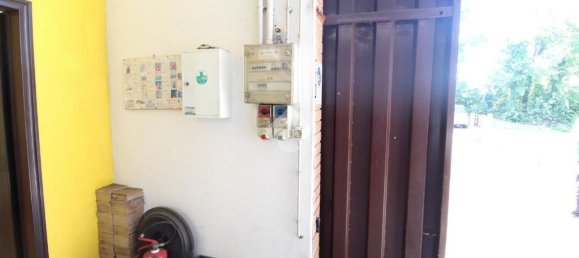 340m² Warehouse in Modena, Italy No. 229802 8