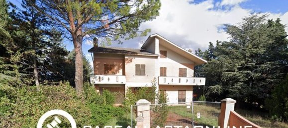 9 bedrooms Villa in Treia, Italy No. 312713 2