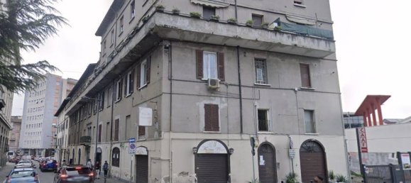 Studio in Brescia, Italy, Nr. 53353 2