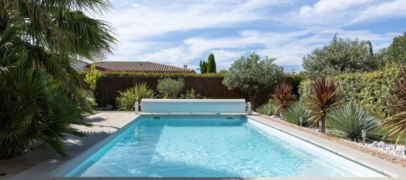 3 bedrooms Villa in Aups, France No. 1421 2