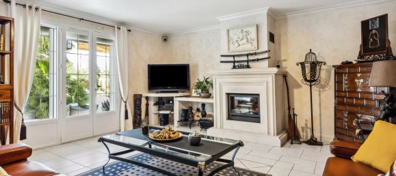 3 bedrooms Villa in Aups, France No. 1421 3