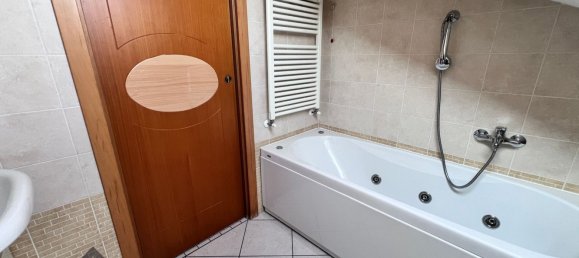 Дуплекс с 5 спальнями в Бертиноро, Италия № 324186 46