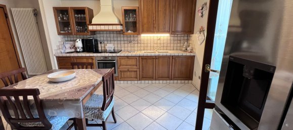 Дуплекс с 5 спальнями в Бертиноро, Италия № 324186 10