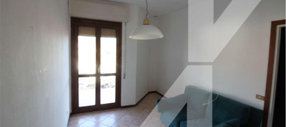 2 Schlafzimmer Wohnung in San Fermo della Battaglia, Italy, Nr. 230189 25