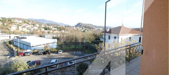 2 Schlafzimmer Wohnung in San Fermo della Battaglia, Italy, Nr. 230189 28