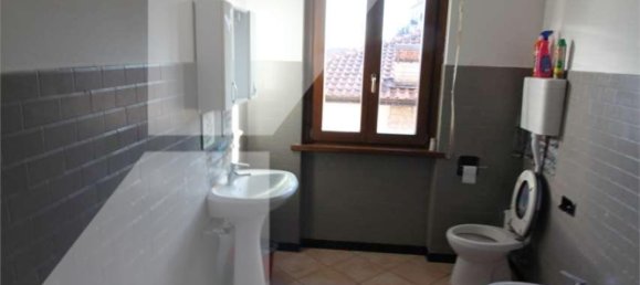 2 Schlafzimmer Wohnung in San Fermo della Battaglia, Italy, Nr. 230189 14