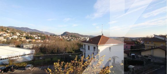 2 Schlafzimmer Wohnung in San Fermo della Battaglia, Italy, Nr. 230189 5