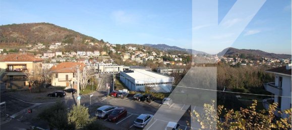 2 Schlafzimmer Wohnung in San Fermo della Battaglia, Italy, Nr. 230189 6