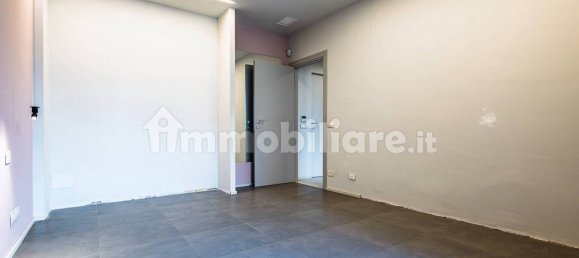 3 Schlafzimmer Wohnung in Turin, Italy, Nr. 336306 30