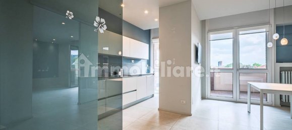 3 Schlafzimmer Wohnung in Turin, Italy, Nr. 336306 5