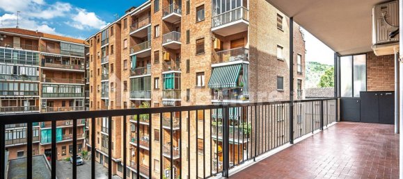 3 Schlafzimmer Wohnung in Turin, Italy, Nr. 336306 41