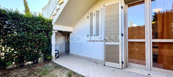 2 rooms Apartment in Ponsacco, Italy No. 257788 20