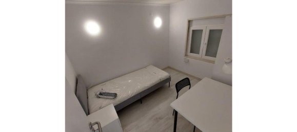 2 Schlafzimmer Haus in Lisbon, Portugal, Nr. 135059 10