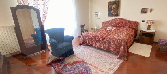 4-Zimmer Haus in Bitonto, Italy, Nr. 28546 33