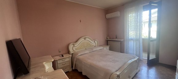 Apartamento T2 em Inveruno, Italy N.º 360840 8