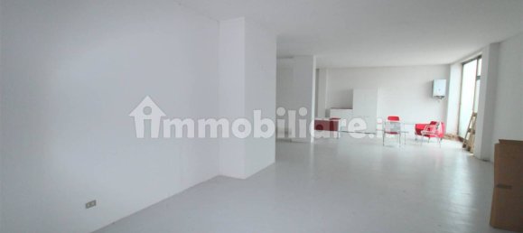 770m² Commercial property in Siena, Italy No. 210170 7