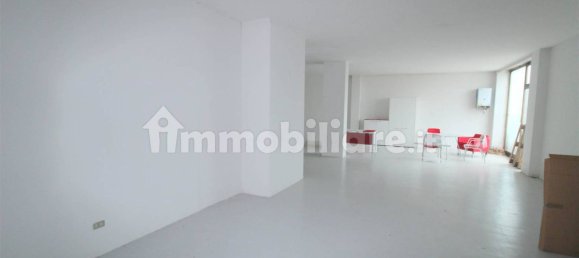 770m² Commercial property in Siena, Italy No. 210170 6