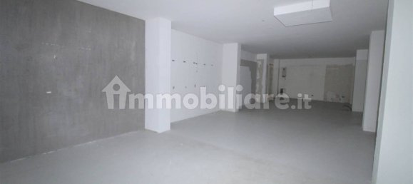 770m² Commercial property in Siena, Italy No. 210170 16