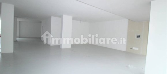 770m² Commercial property in Siena, Italy No. 210170 10