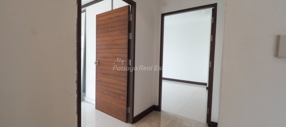 4 bedrooms Condo in Pattaya, Thailand No. 22227 16