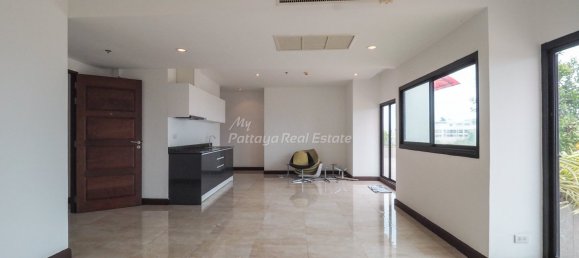 4 bedrooms Condo in Pattaya, Thailand No. 22227 2
