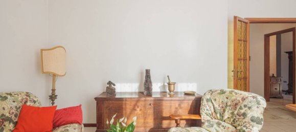 Penthouse T3 em Massa, Italy N.º 141521 9