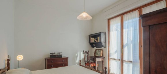 Penthouse T3 em Massa, Italy N.º 141521 13