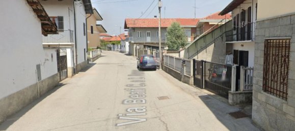 7 rooms Apartment in Villafranca Piemonte, Italy No. 201856 2