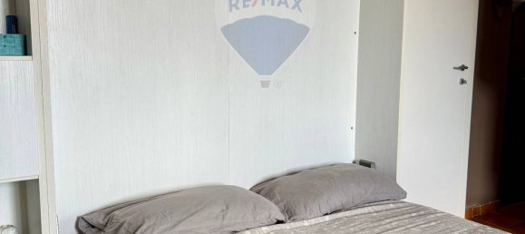 Studio in Milan, Italy No. 327937 4