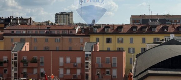 Studio in Milan, Italy No. 327937 26