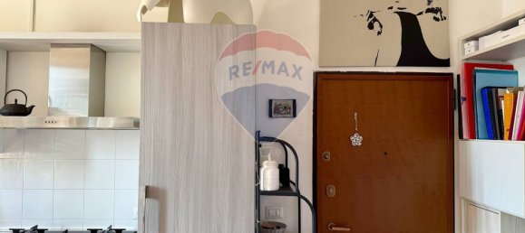 Studio in Milan, Italy No. 327937 48