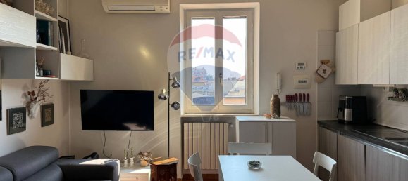 Studio in Milan, Italy No. 327937 32