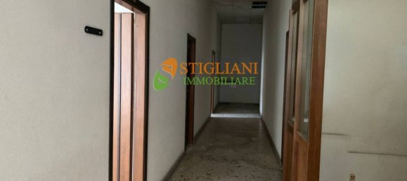 Imóvel comercial de 5 divisões em Campobasso, Italy N.º 160709 17