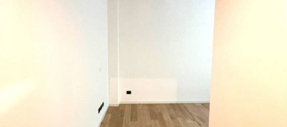 1 bedroom Apartment in Milan, Italy No. 269514 6