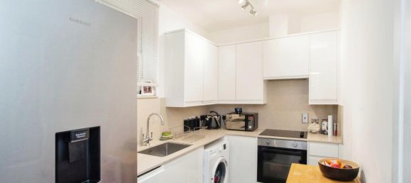 2 bedrooms Apartment in Watford, United Kingdom No. 6068 16