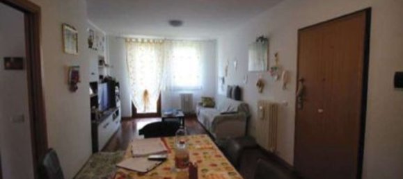 5-salle Appartement à Porto San Giorgio, Italy No. 93335 9