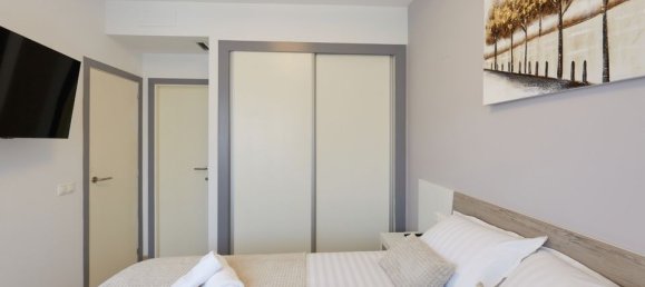 Apartamento de 2 dormitorios en Alicante, Spain No. 189910 14