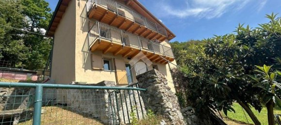 2 bedrooms House in Civo, Italy No. 121419 7