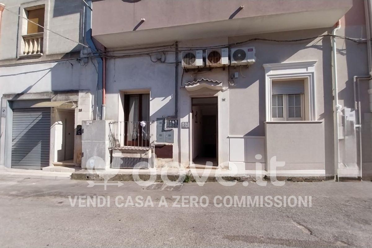 2 bedrooms Apartment in Oria, Italy No. 361751