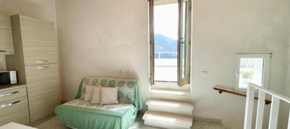 2-salle Appartement à Ventimiglia, Italy No. 101423 8