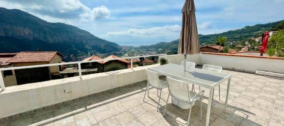 2-salle Appartement à Ventimiglia, Italy No. 101423 2